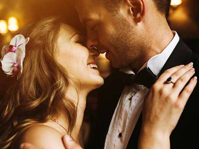 Keeping the Romance Alive in Marriage article