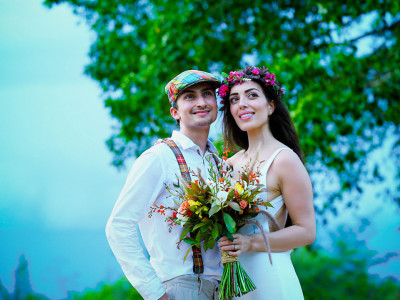 Plan the Perfect Pre-Wedding Shoot with the Experts article